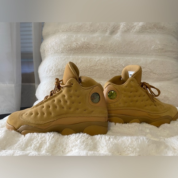 Air Jordan 13 Retro (Wheat) sneakers - Picture 1 of 6